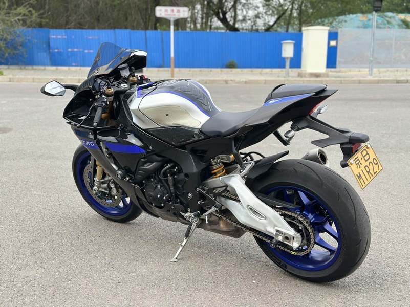 二手雅马哈YZF-R1