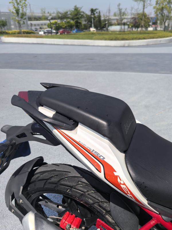 二手贝纳利红宝龙 TNT150i