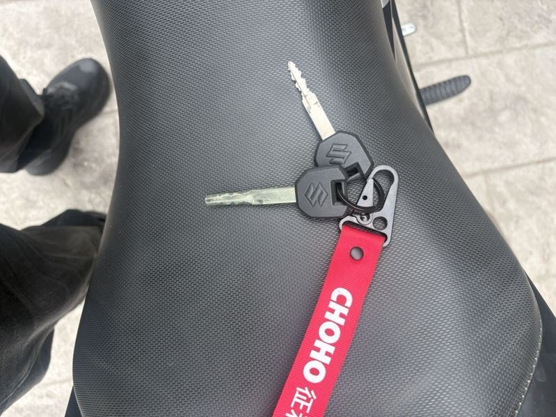 二手豪爵铃木GSX250R