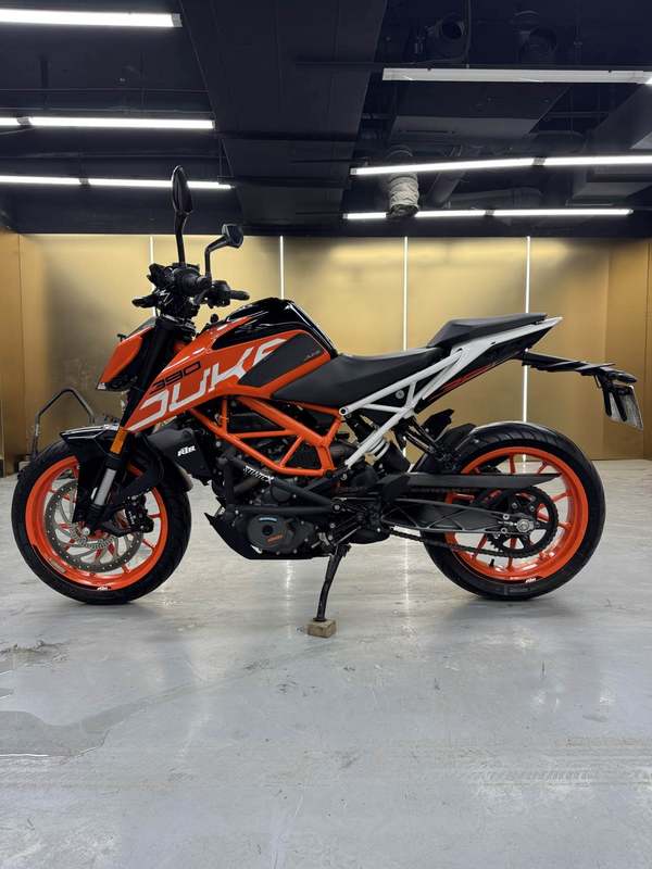 二手KTMR2R390 Duke