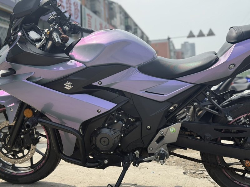 二手豪爵铃木GSX250R