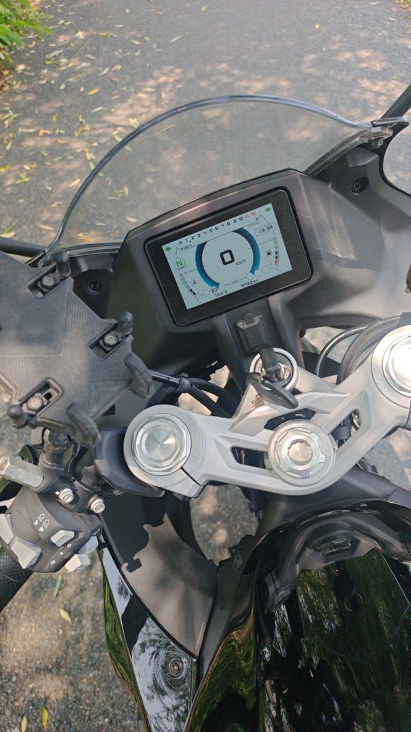 二手贝纳利龙卷风 Tornado 402R