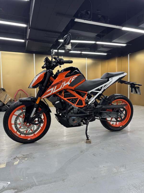 二手KTMR2R390 Duke