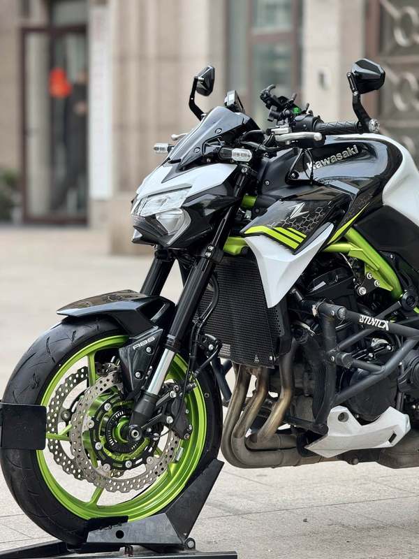 二手川崎Z900