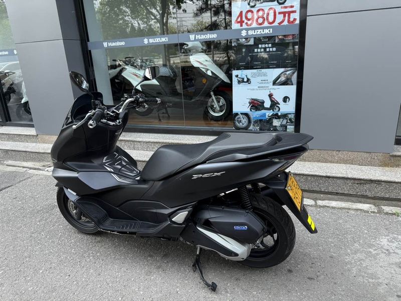 二手五羊本田PCX