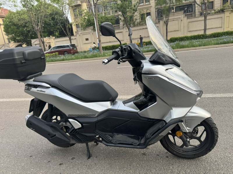 二手五羊本田NWT150