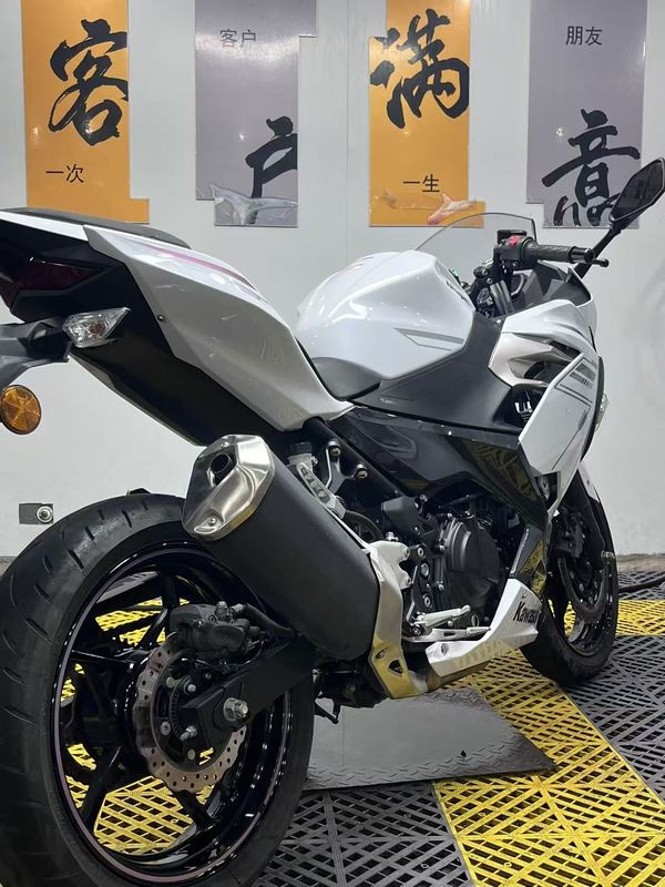 二手川崎Ninja 400