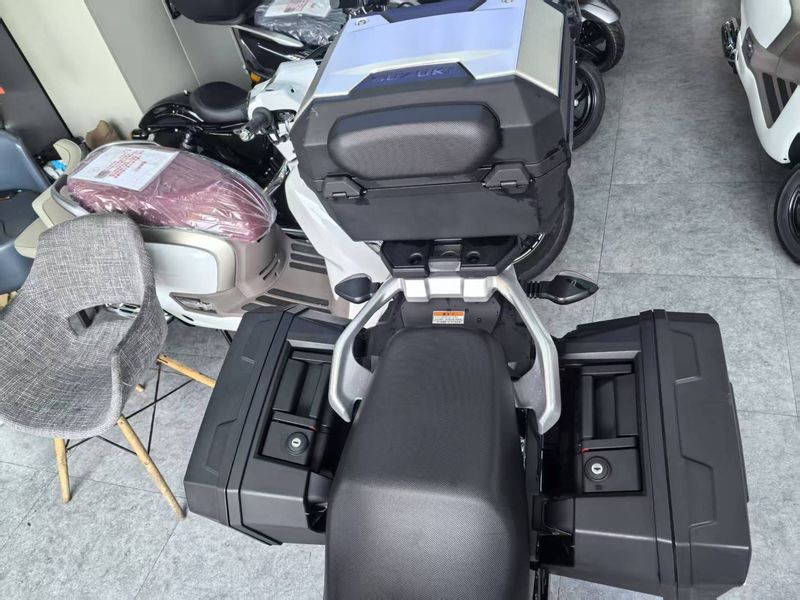 二手豪爵铃木DL250