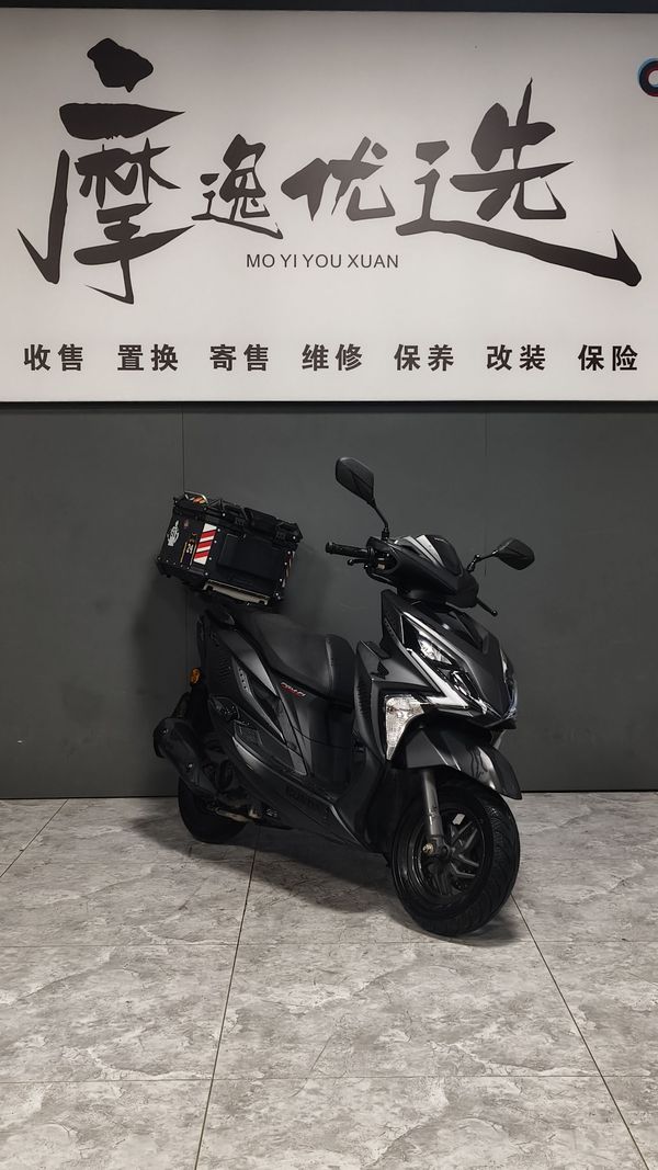二手新大洲本田裂行 RX125Fi