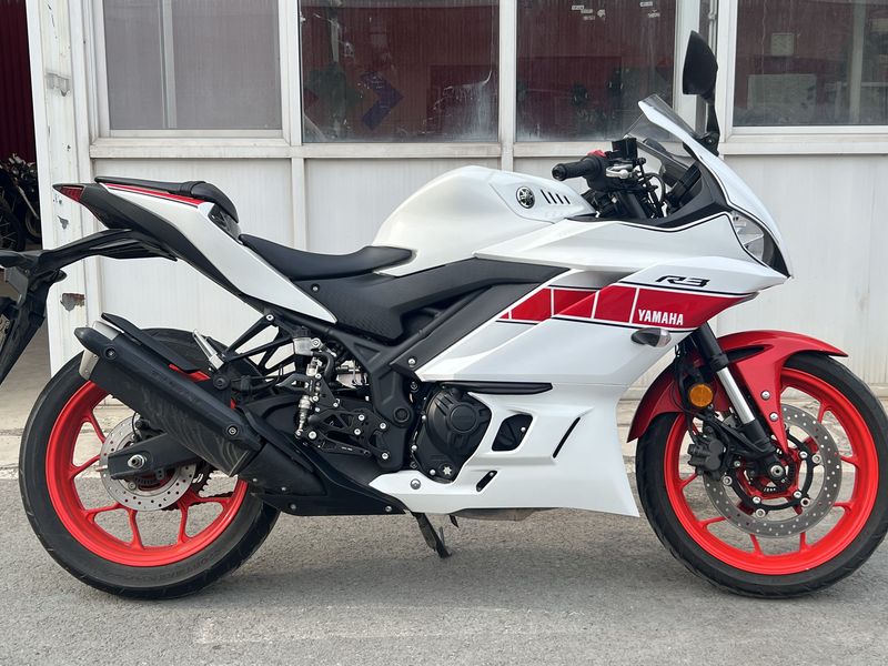 二手雅马哈YZF-R3