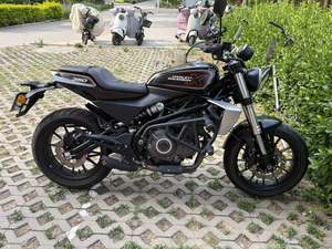 二手哈雷戴维森X 350