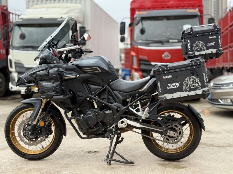 二手贝纳利TRK552