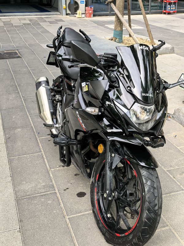 二手豪爵铃木GSX250R