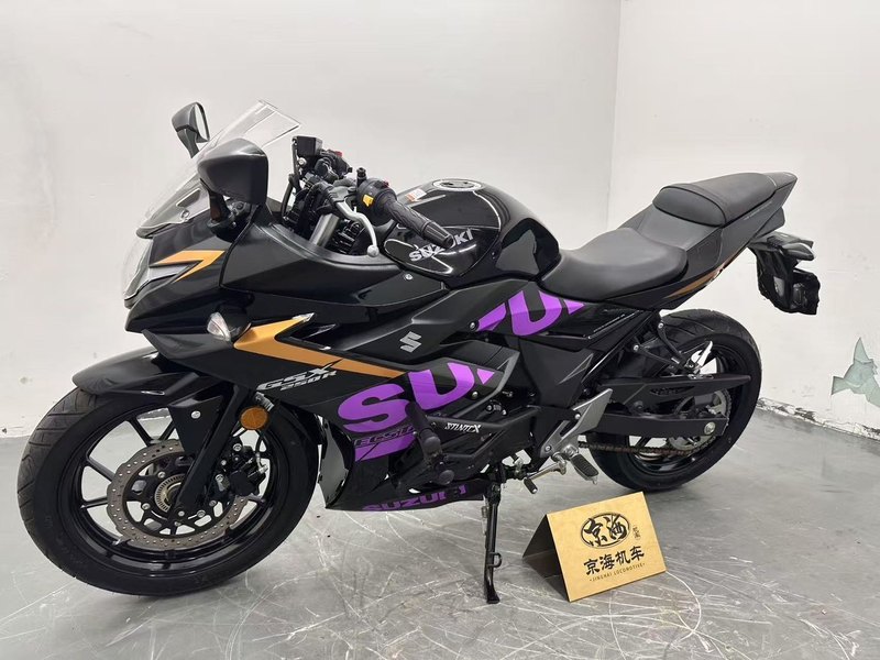 二手豪爵铃木GSX250R