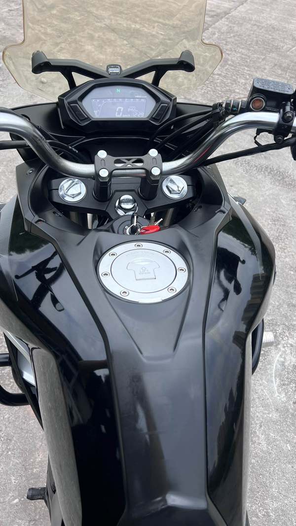 二手豪爵铃木DL250