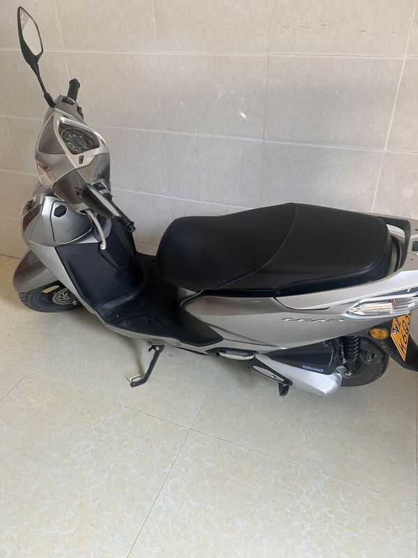 二手五羊本田Lead125