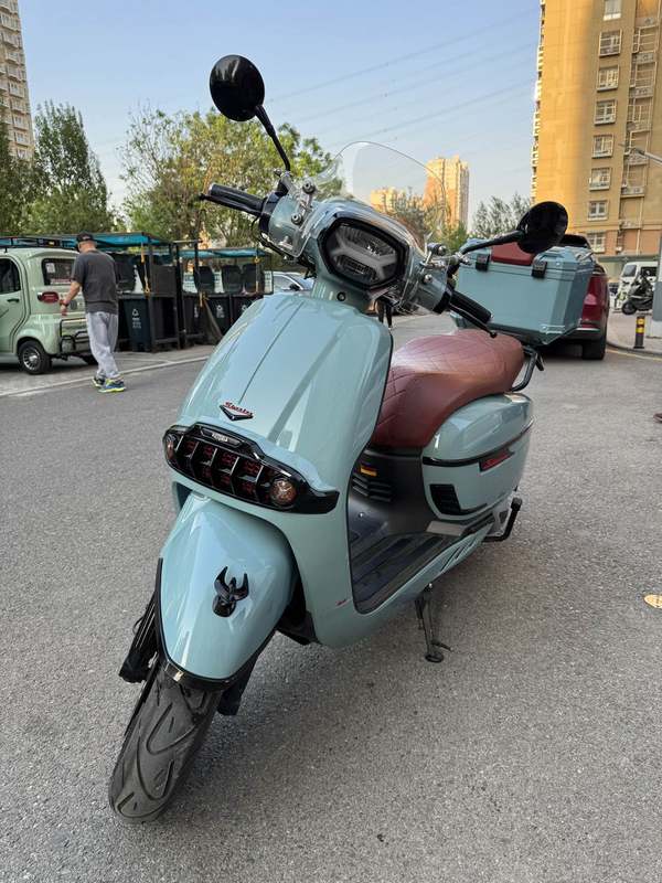 二手维多利亚Sixties 250Si