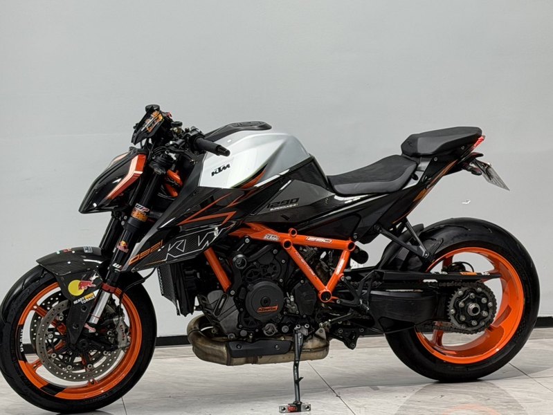 二手KTMR2R1290 Super Duke