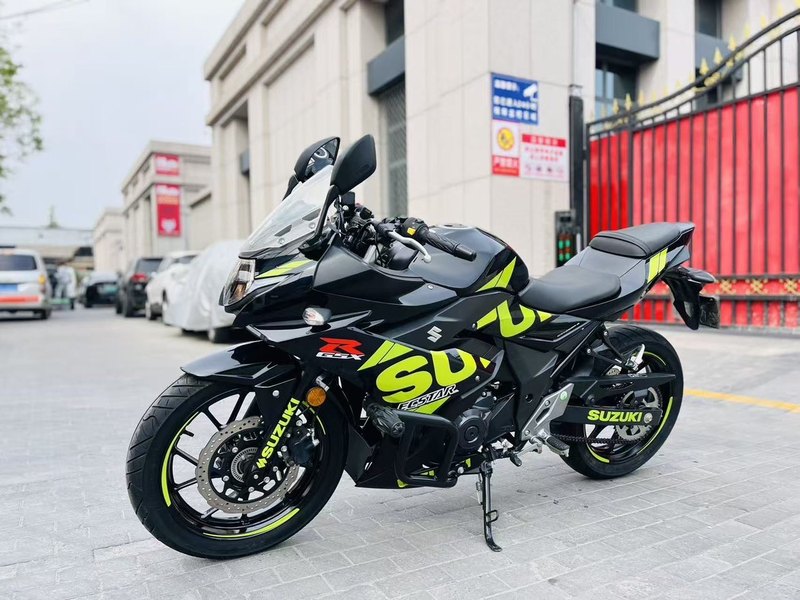 二手豪爵铃木GSX250R