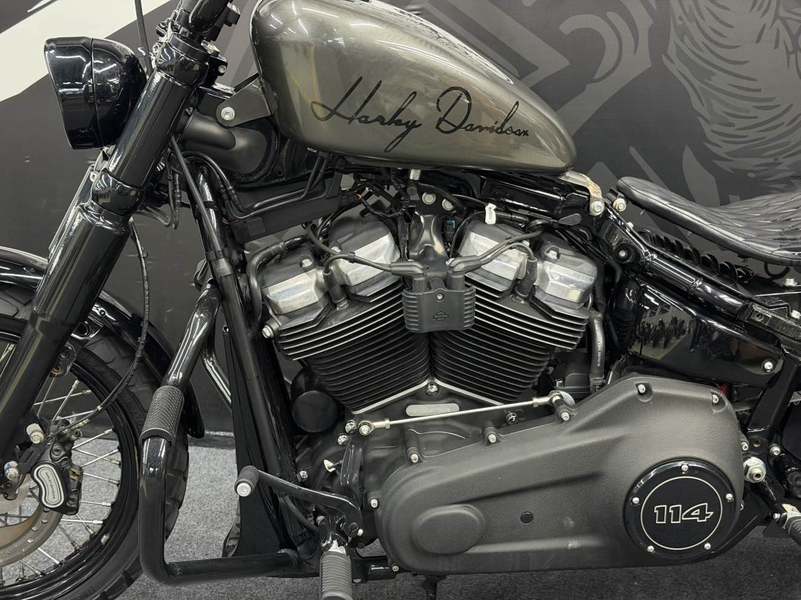 二手哈雷戴维森街霸 Street Bob