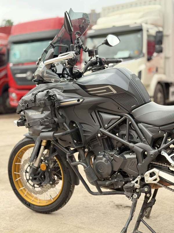 二手贝纳利TRK552