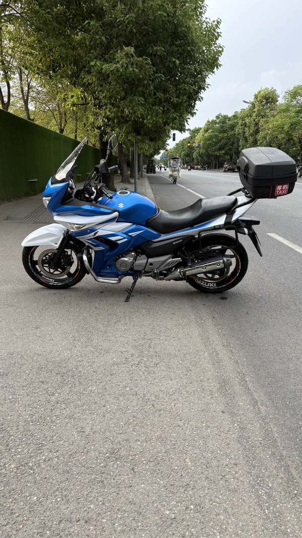 二手铃木GW 250F Inazuma 