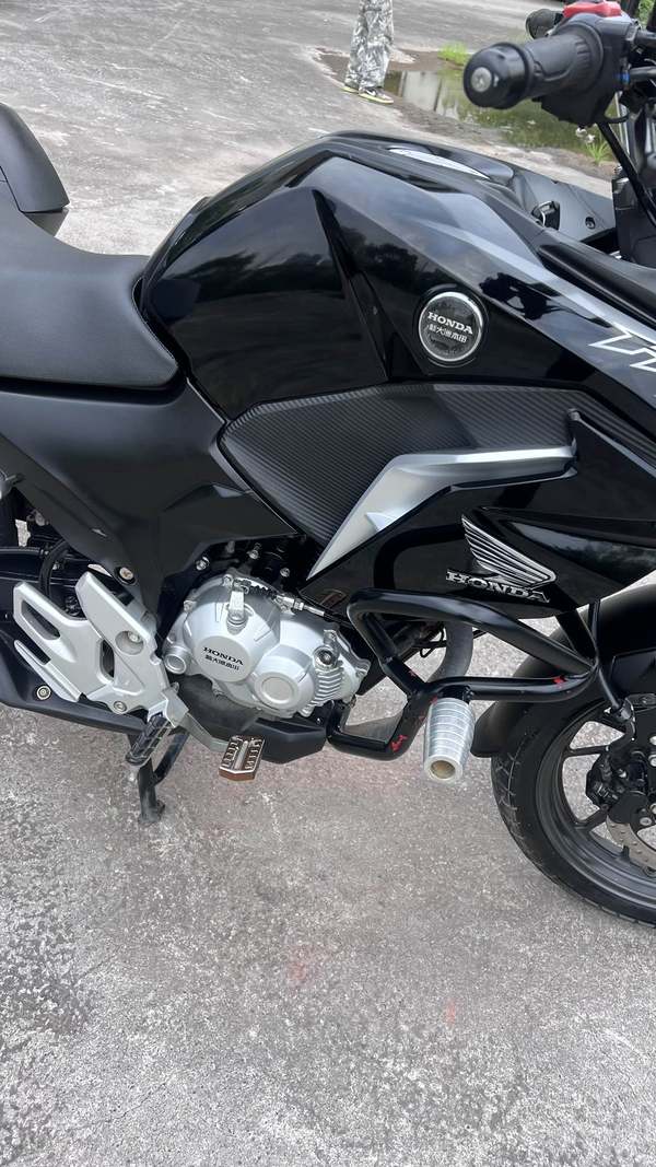 二手豪爵铃木DL250