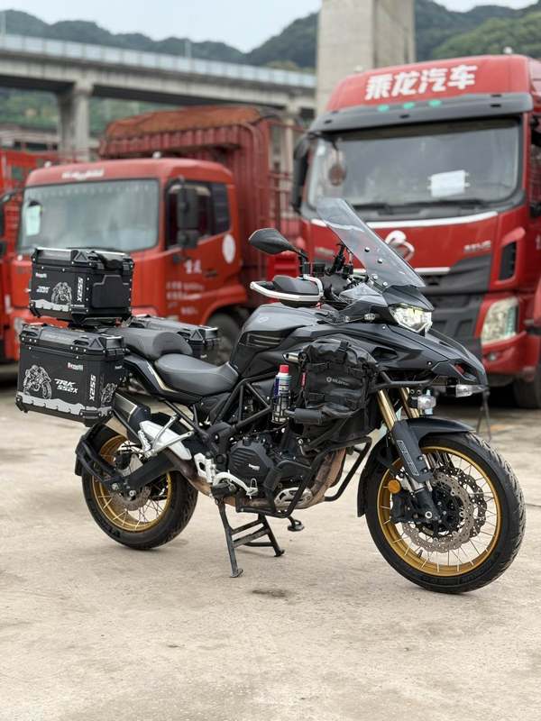 二手贝纳利TRK552