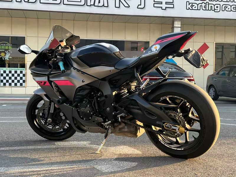 二手雅马哈YZF-R1