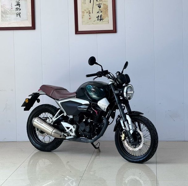 二手五羊本田鸷道 CB190SS