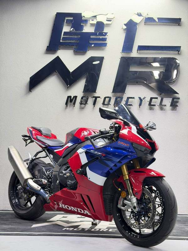 二手本田CBR 1000 RR-R
