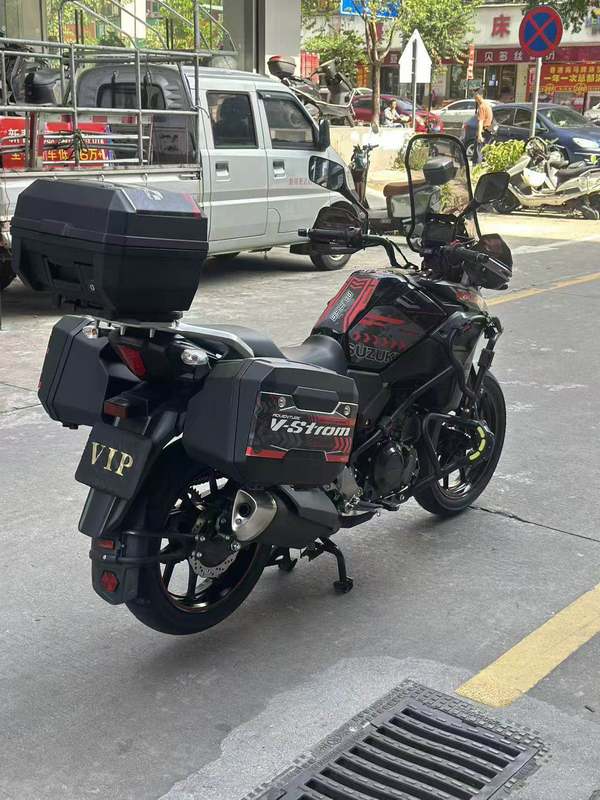 二手豪爵铃木DL250