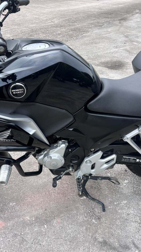 二手豪爵铃木DL250