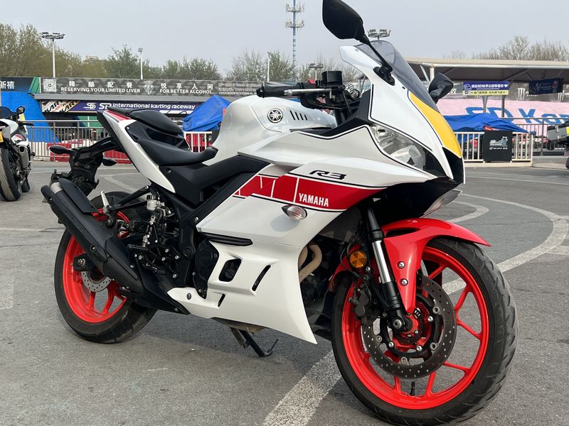 二手雅马哈YZF-R3