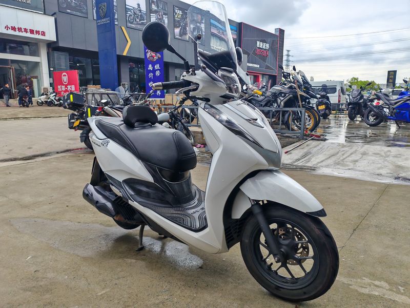 二手五羊本田Lead125