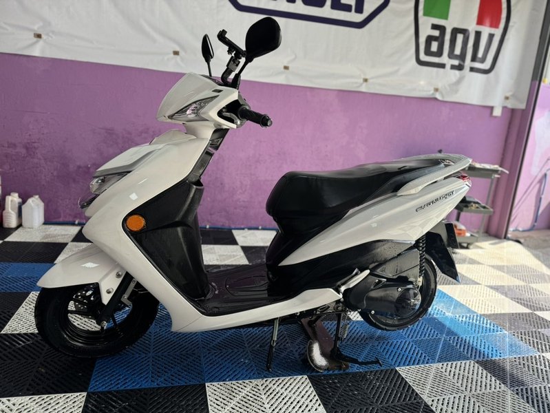 二手建设雅马哈赛鹰GT