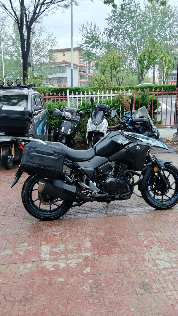 二手豪爵铃木DL250