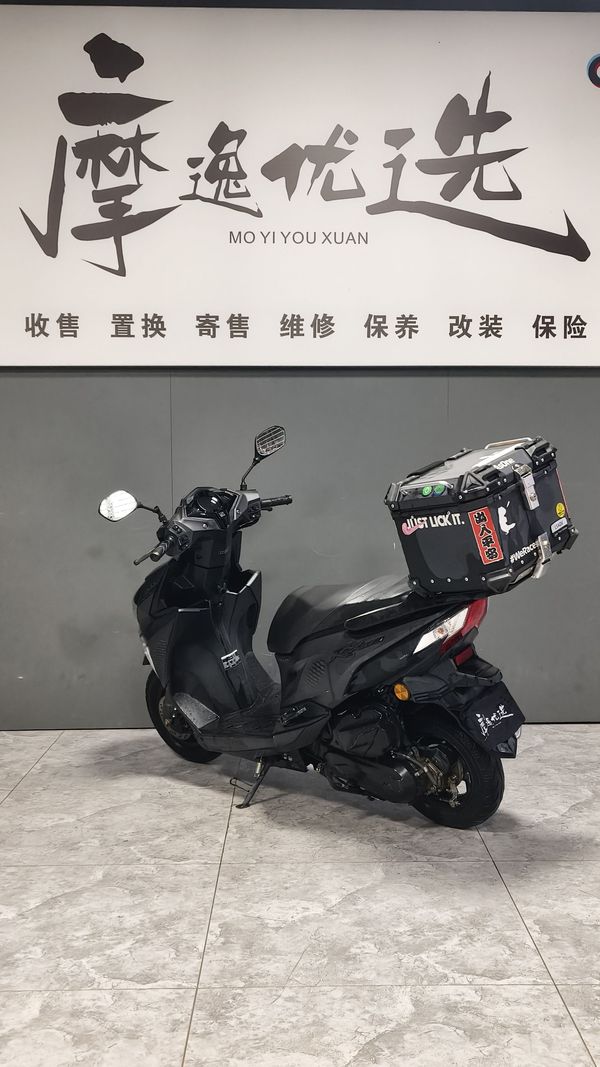 二手新大洲本田裂行 RX125Fi