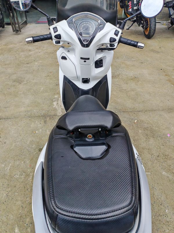 二手五羊本田Lead125