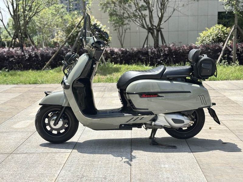 二手维多利亚Sixties 250Si