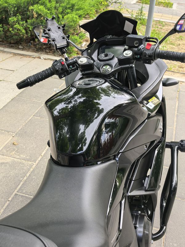 二手豪爵铃木GSX250R