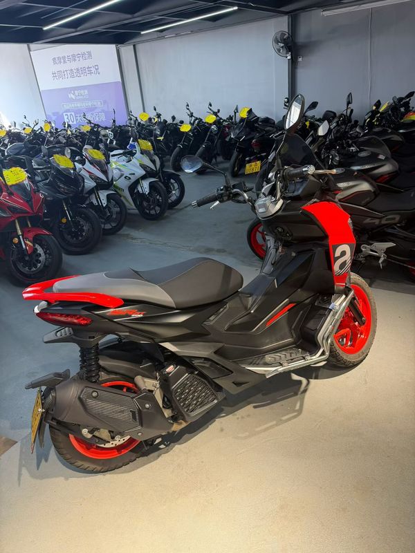 二手阿普利亚SR GT 200