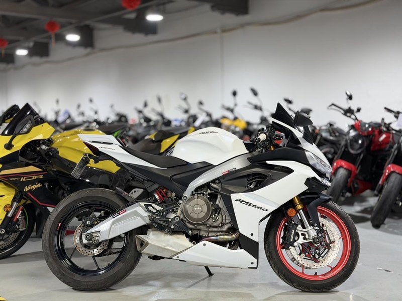 二手阿普利亚RS 660 