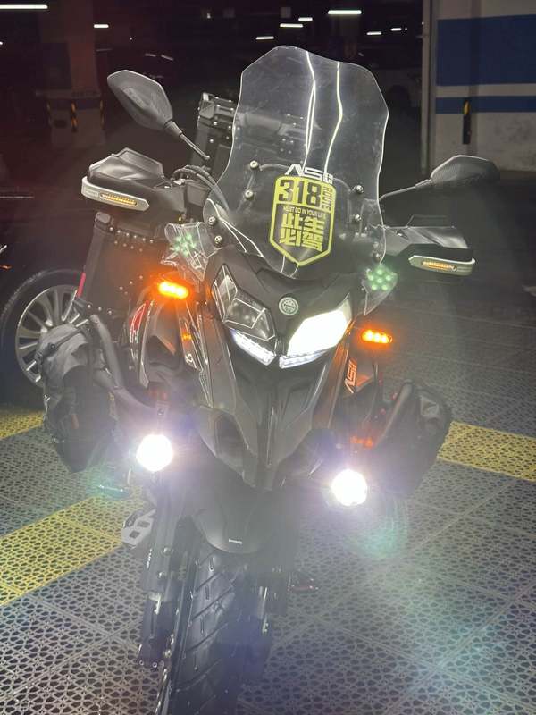 二手贝纳利金鹏 TRK502