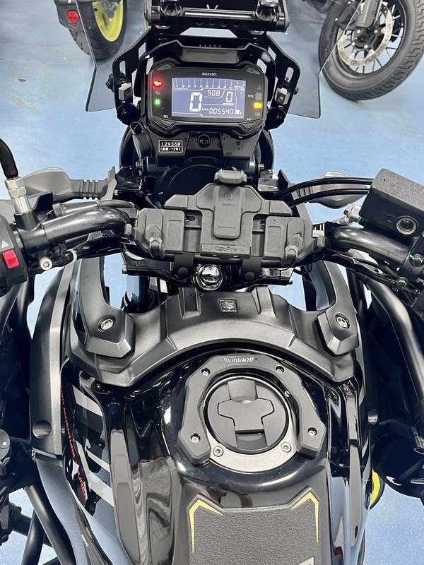 二手豪爵铃木DL250