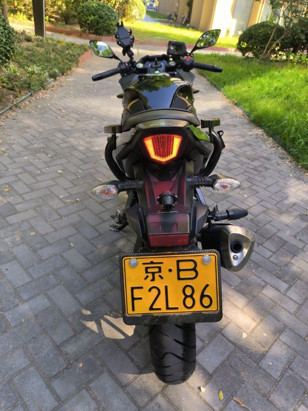 二手豪爵铃木GSX250R