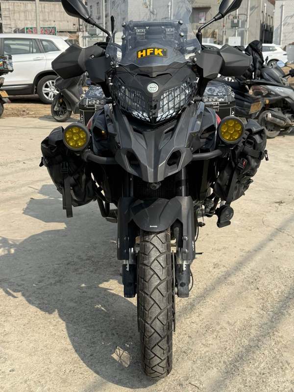 二手贝纳利金鹏 TRK502