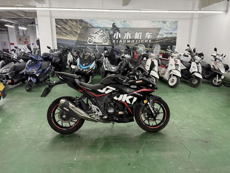 二手豪爵铃木GSX250R