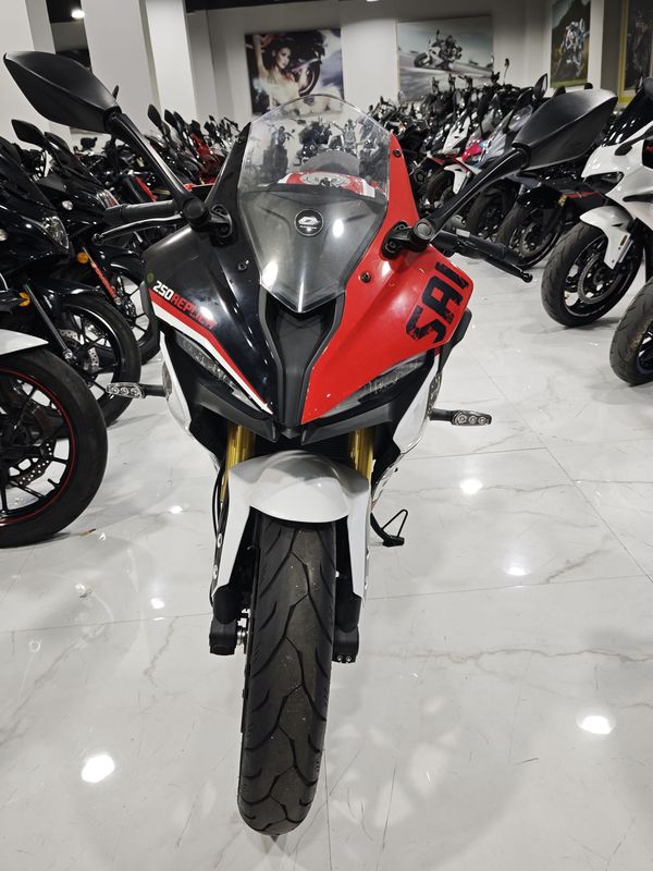 二手QJMOTOR赛250