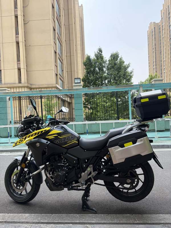 二手豪爵铃木DL250
